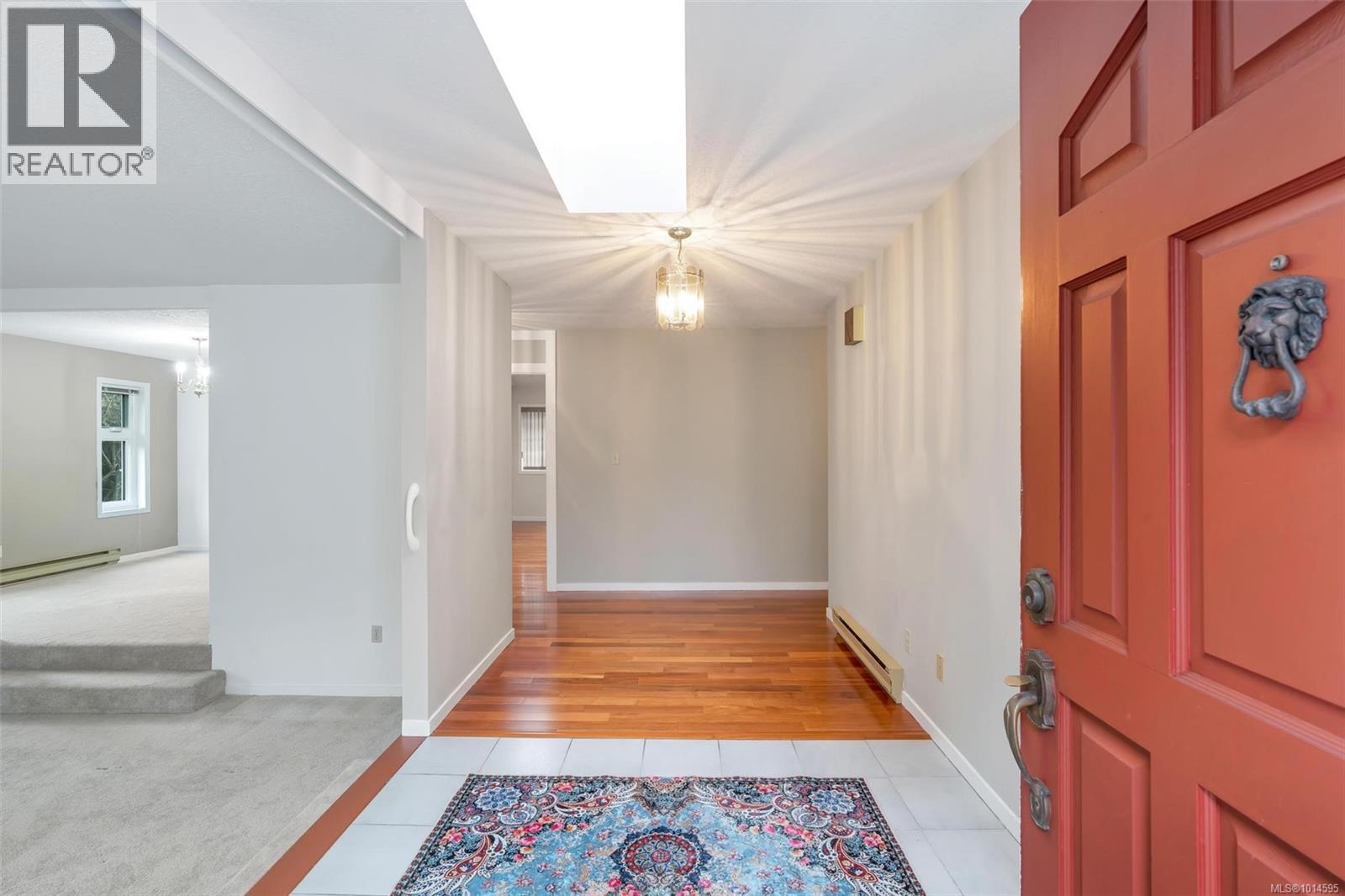  3950 Burchett Place, Saanich