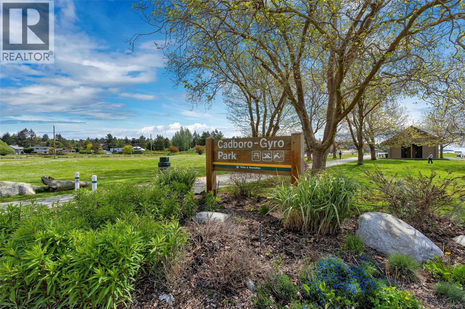 3950 Burchett Place, Saanich