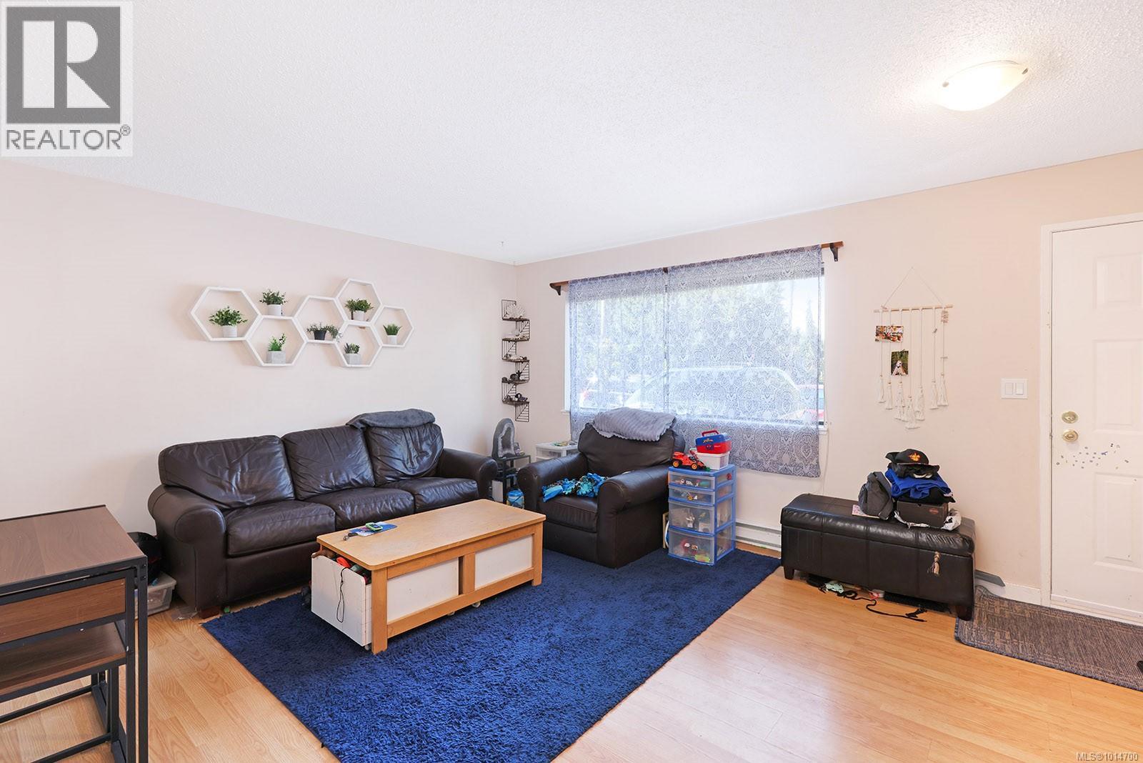 1170 14th St, Courtenay