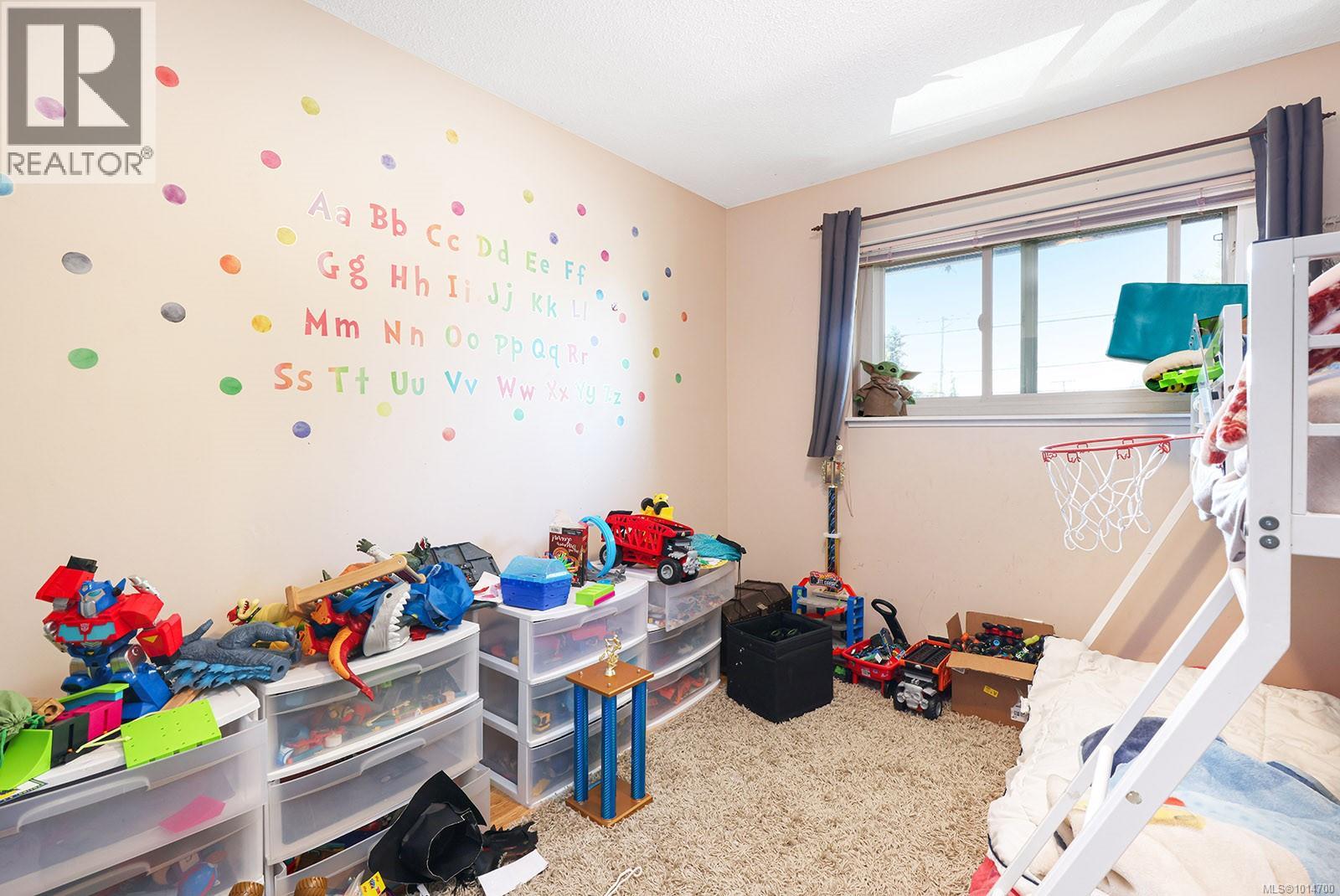 1170 14th St, Courtenay