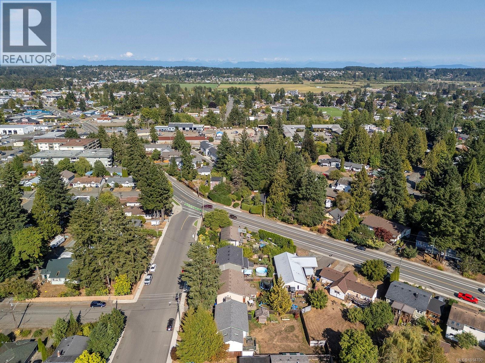 1170 14th St, Courtenay