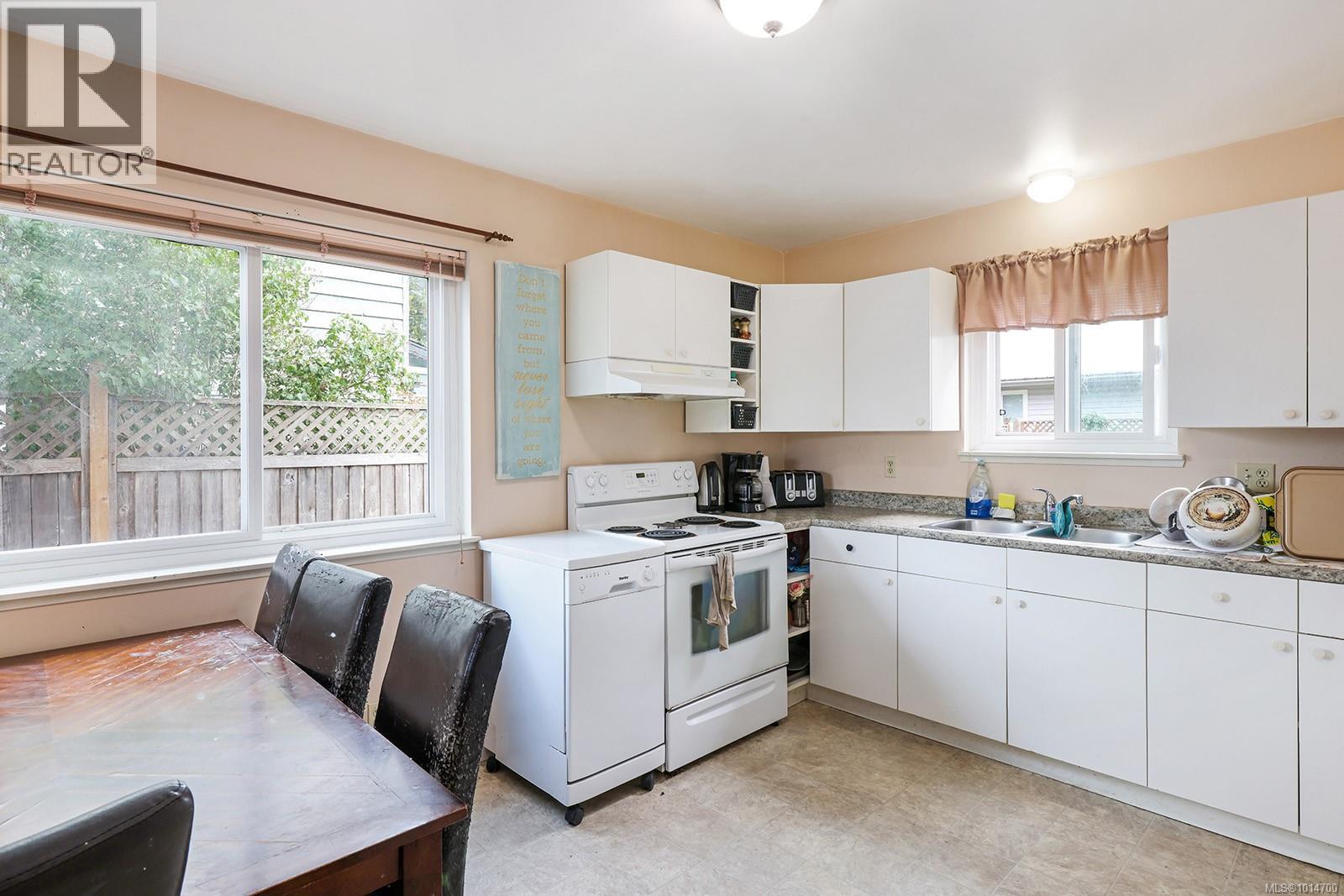 1170 14th St, Courtenay