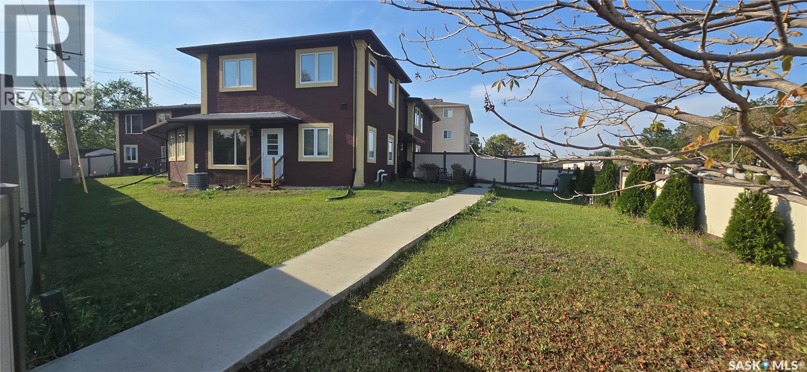 310 18th AVENUE E - Photo 3 of 3, Regina, Saskatchewan