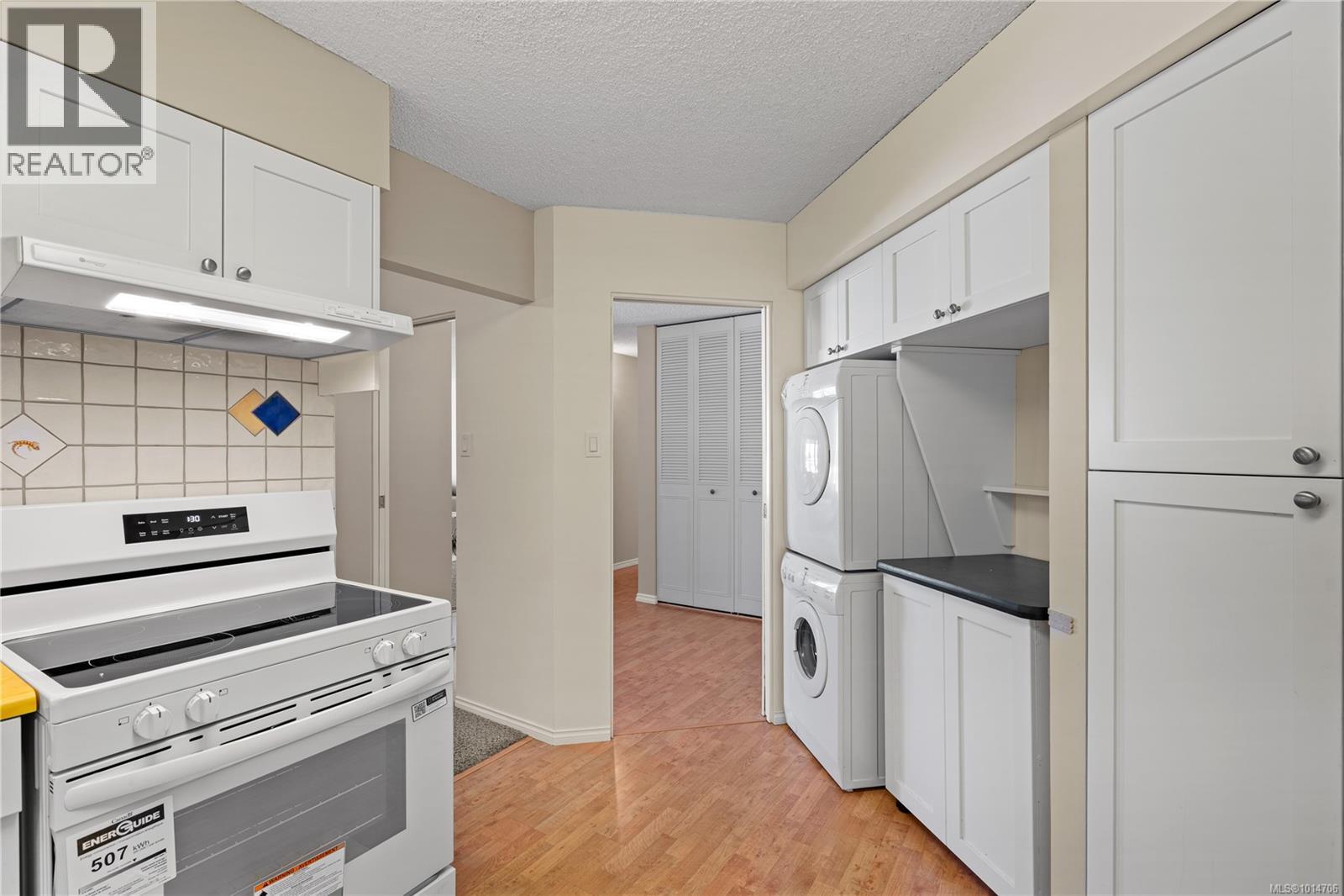 503 1148 Goodwin Street, Oak Bay