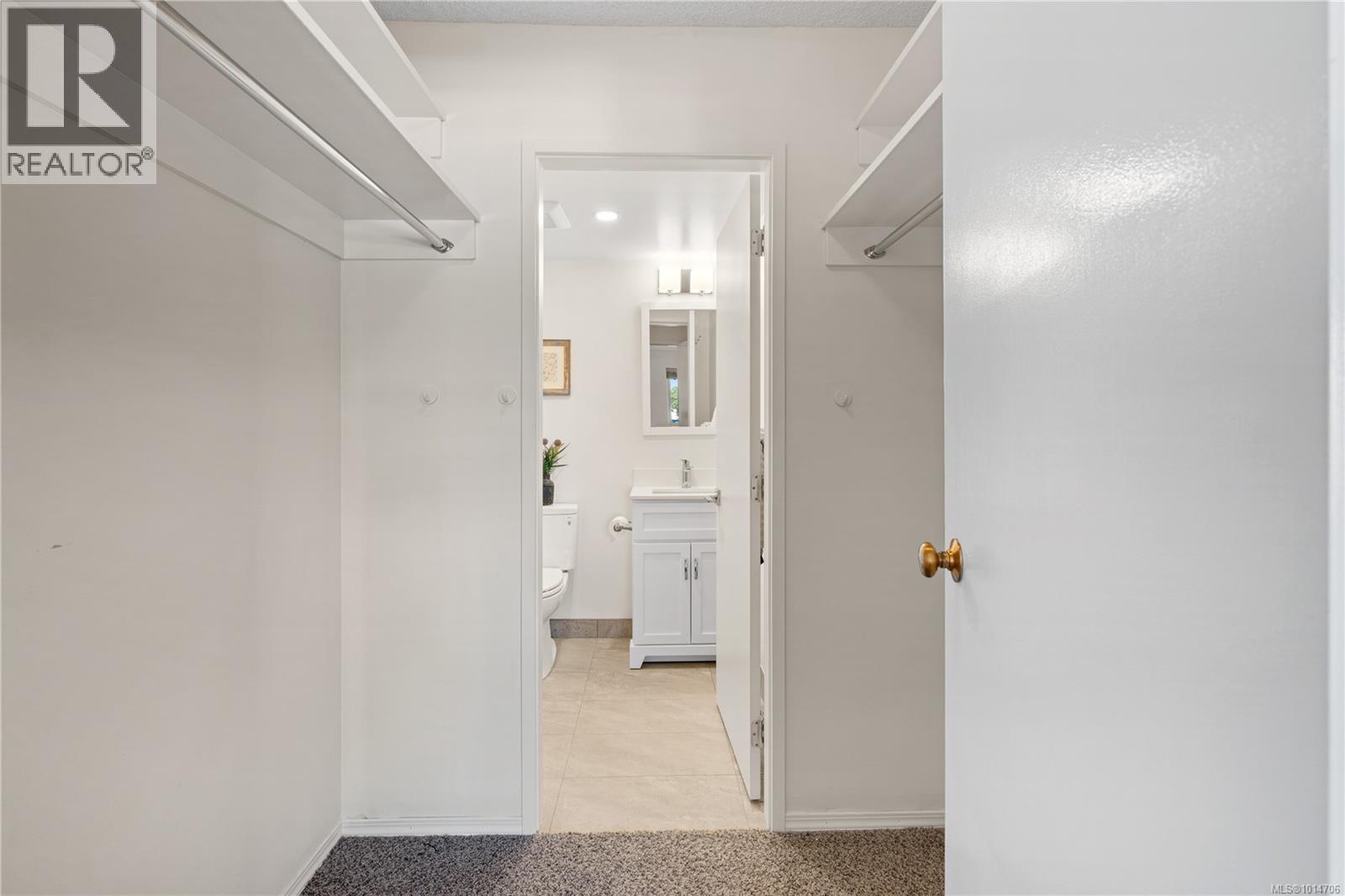 503 1148 Goodwin Street, Oak Bay