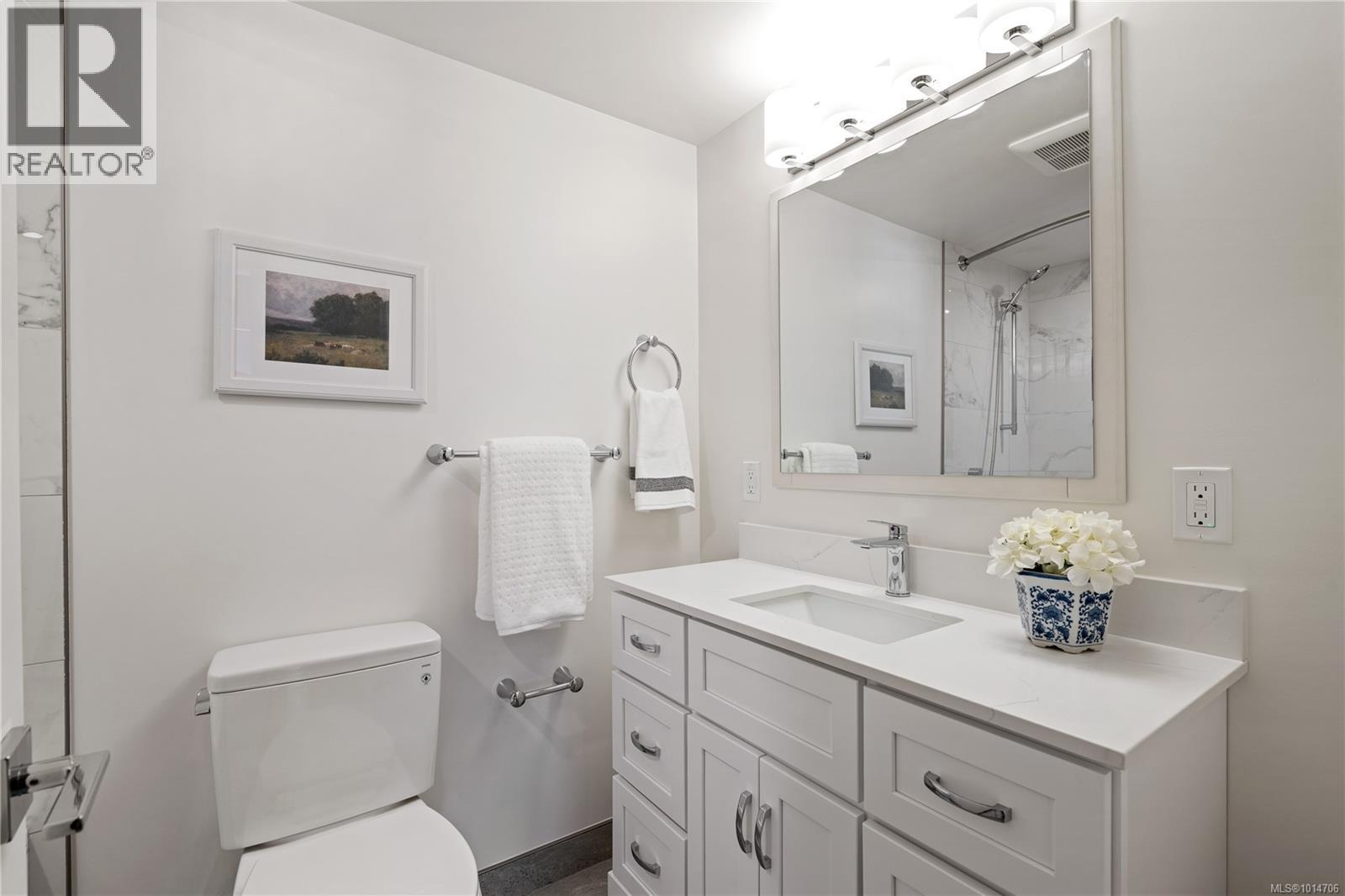 503 1148 Goodwin Street, Oak Bay