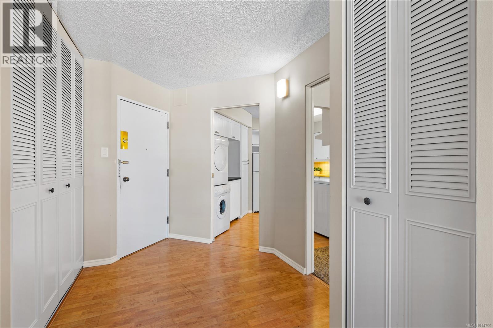 503 1148 Goodwin Street, Oak Bay