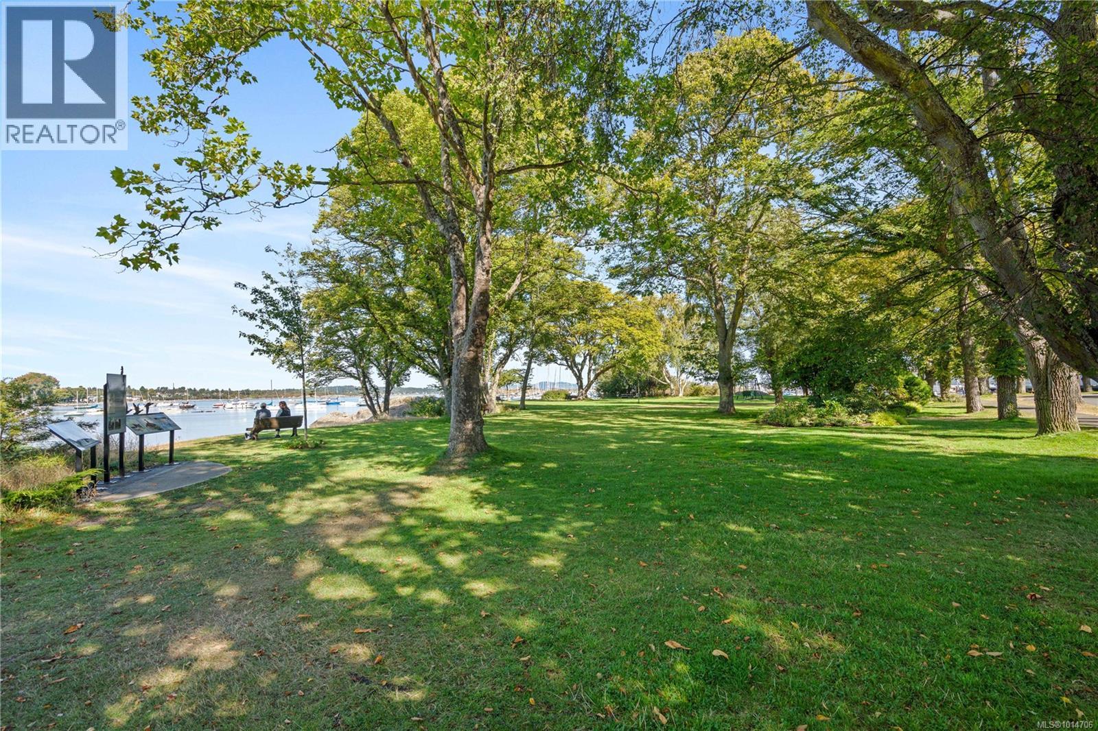 503 1148 Goodwin Street, Oak Bay