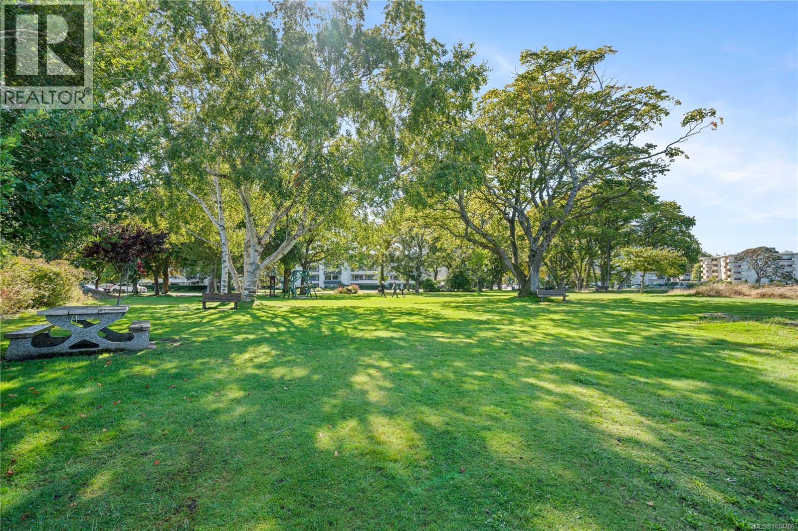 503 1148 Goodwin Street, Oak Bay