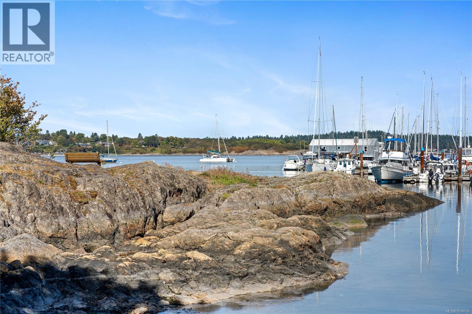 503 1148 Goodwin Street, Oak Bay