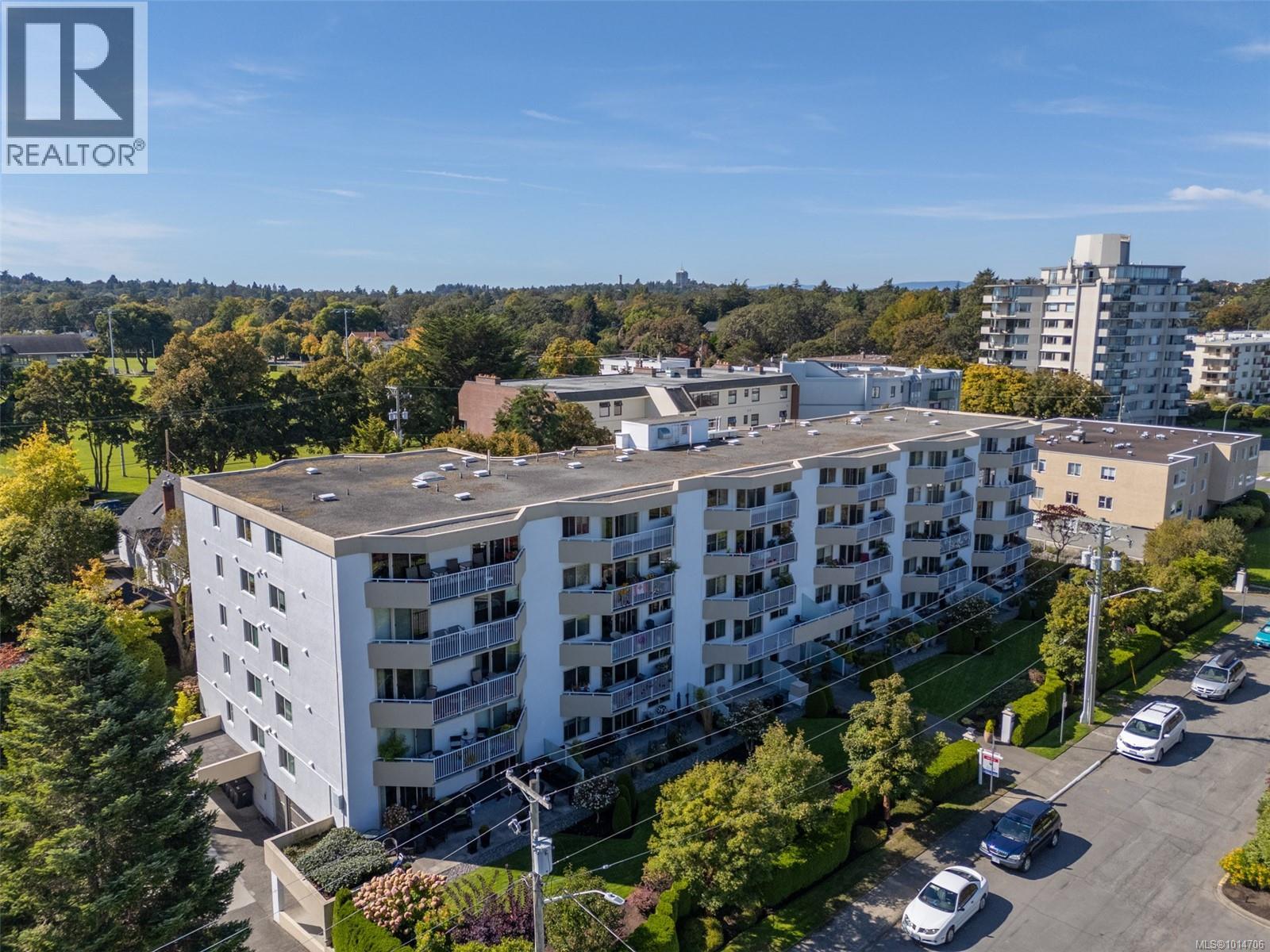 503 1148 Goodwin Street, Oak Bay