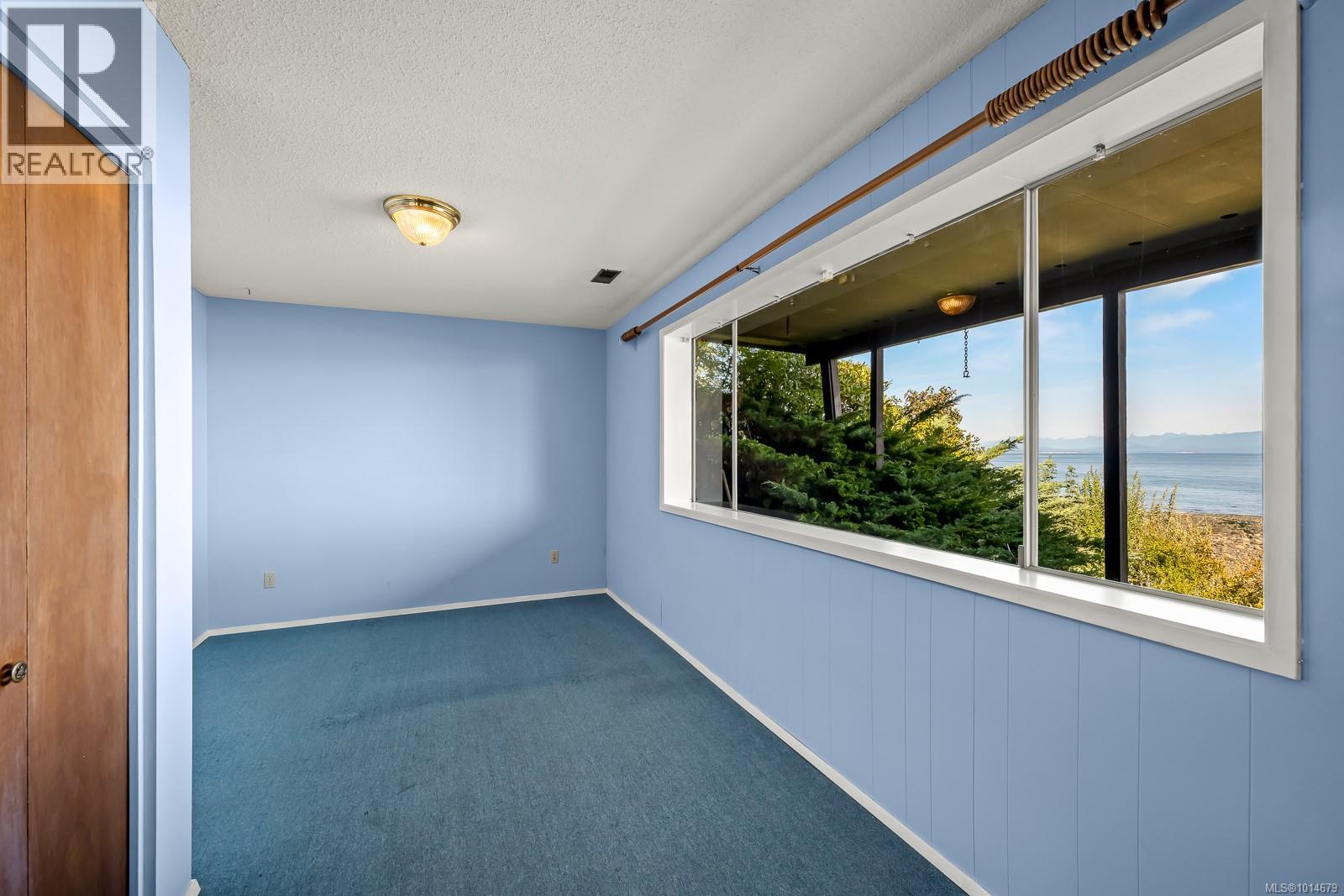 2332 Seabank Rd, Courtenay
