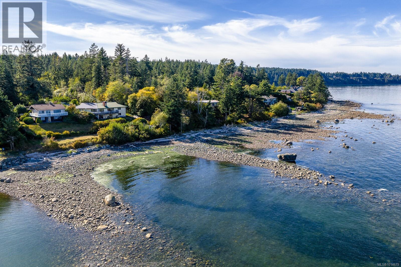 2332 Seabank Rd, Courtenay