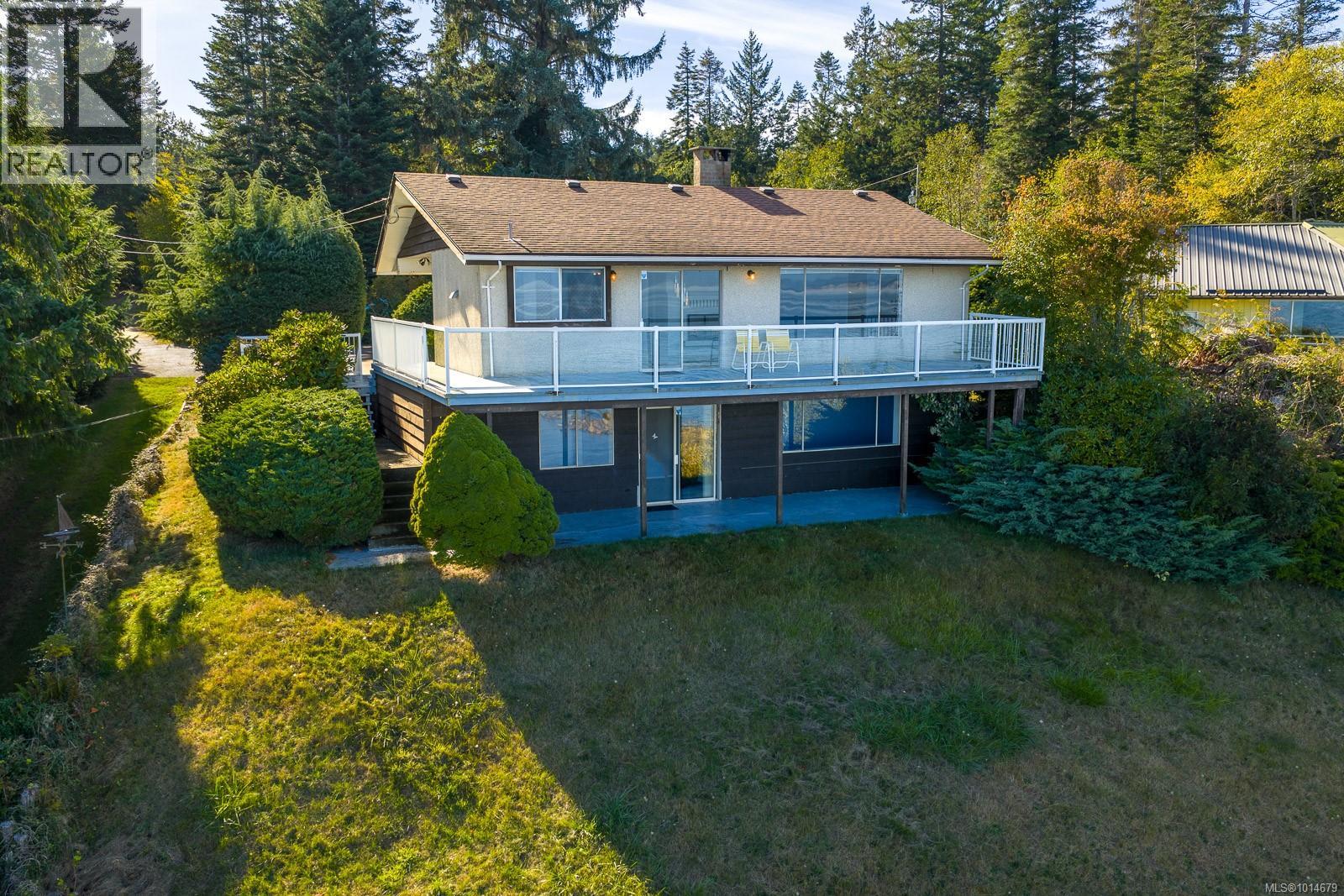 2332 Seabank Rd, Courtenay