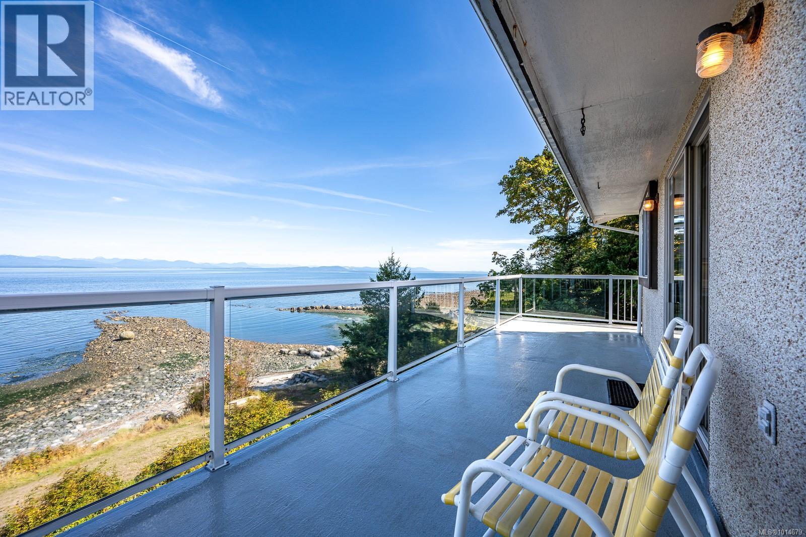 2332 Seabank Rd, Courtenay