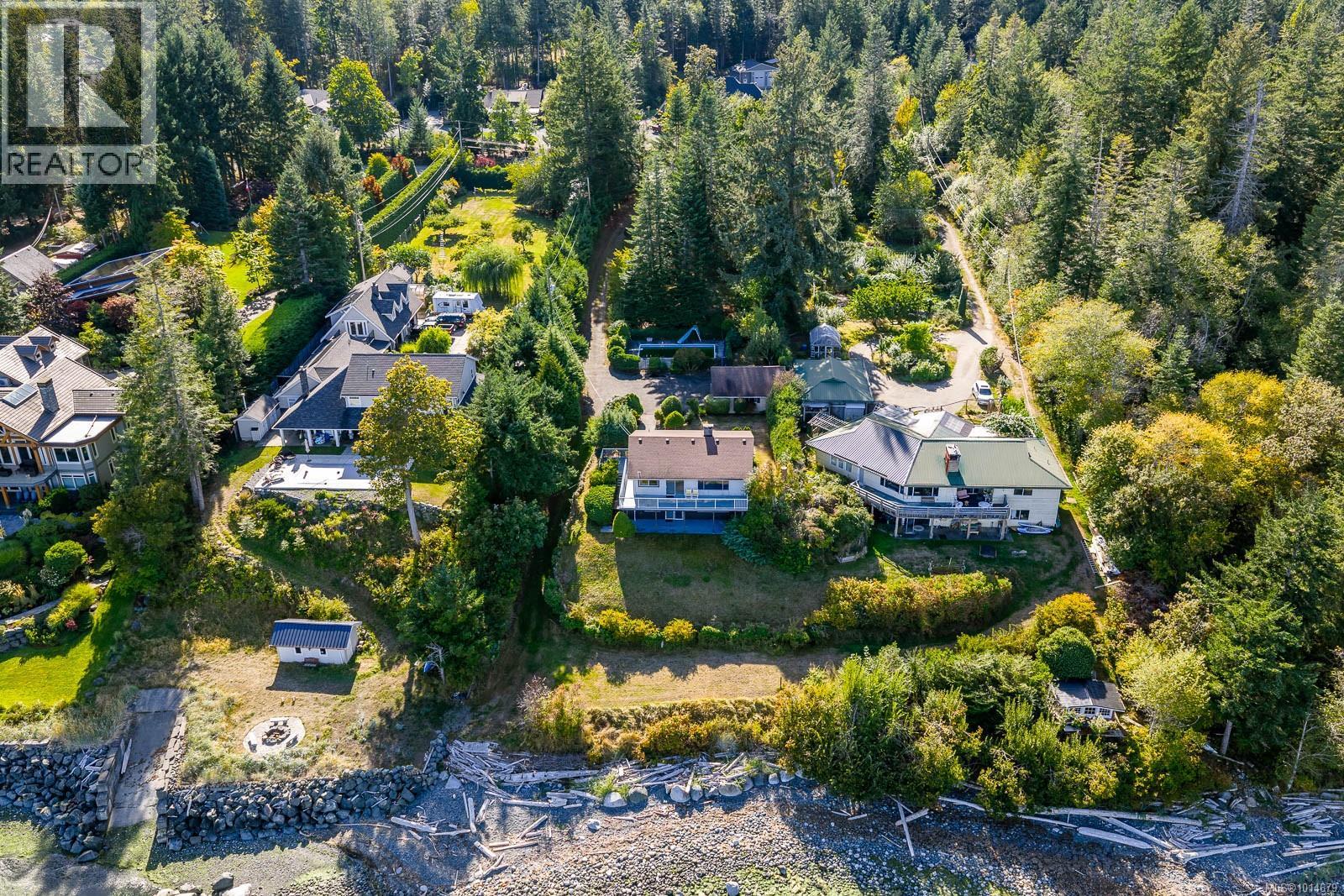 2332 Seabank Rd, Courtenay