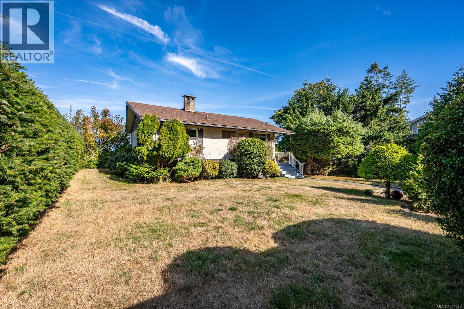 2332 Seabank Rd, Courtenay