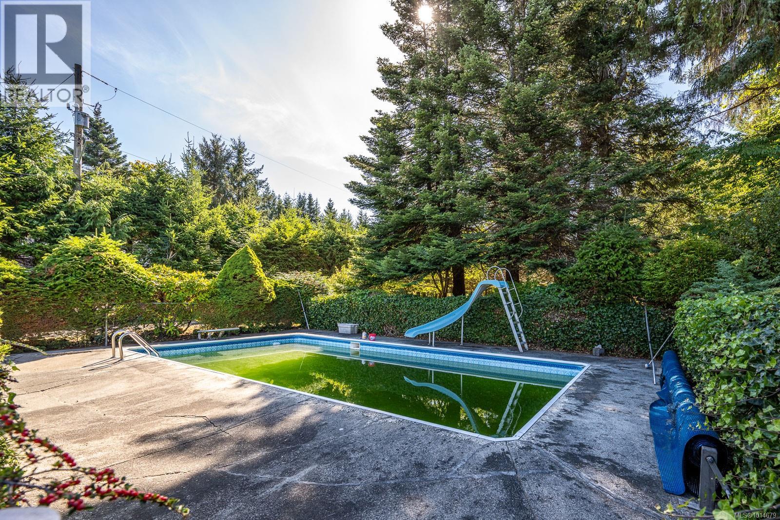 2332 Seabank Rd, Courtenay