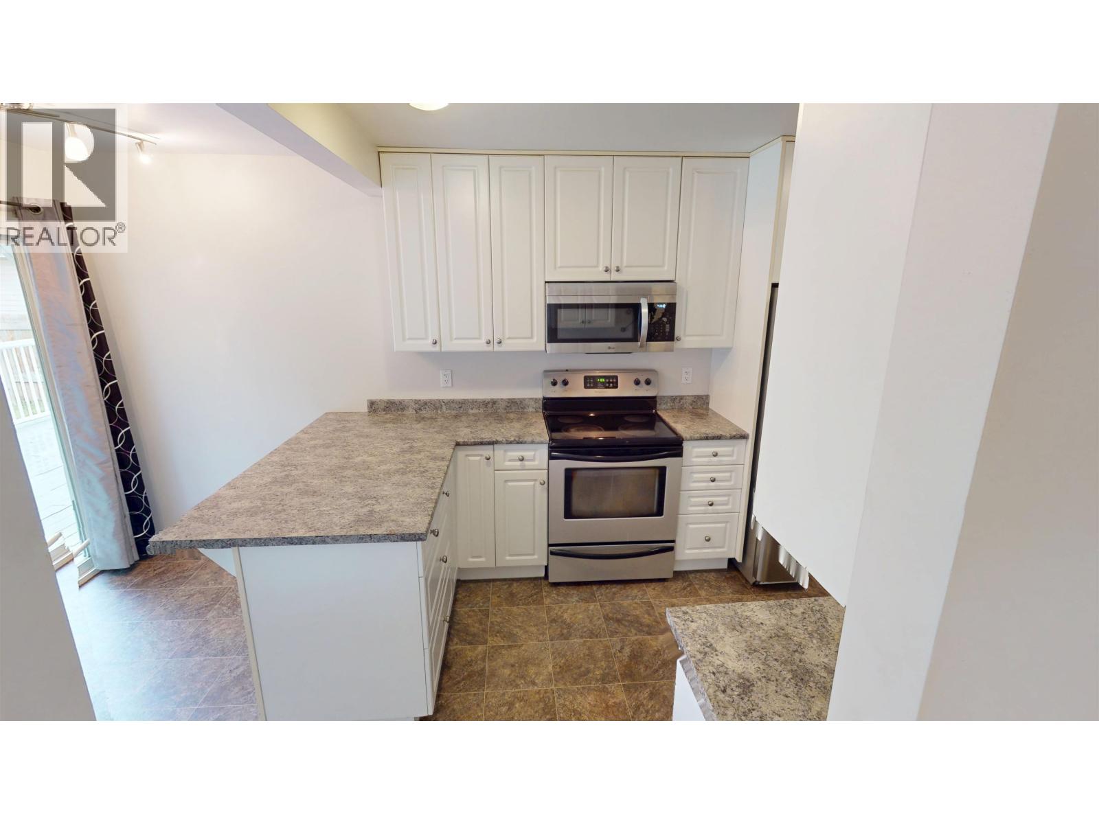 466 WINDER STREET, Quesnel