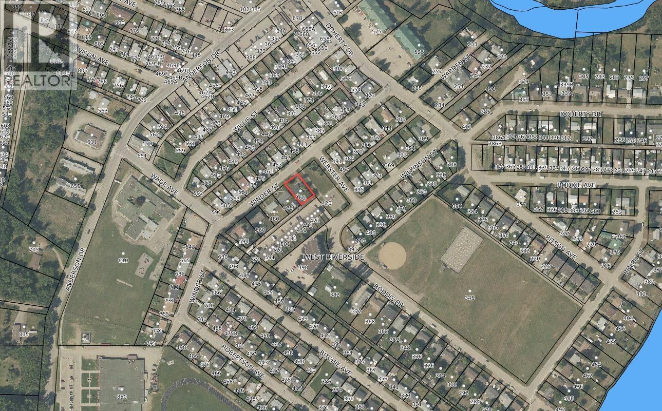 466 WINDER STREET, Quesnel