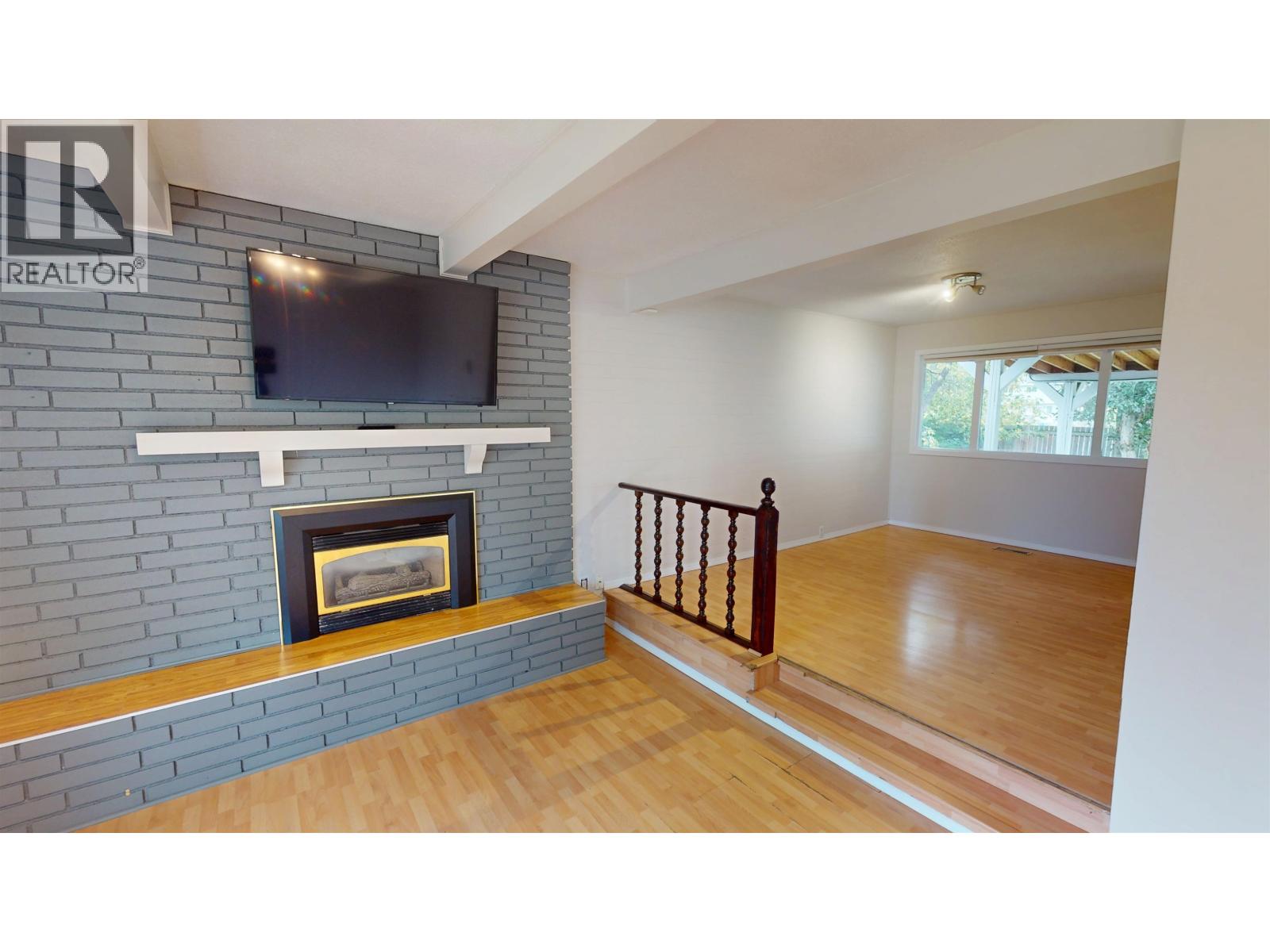 466 WINDER STREET, Quesnel