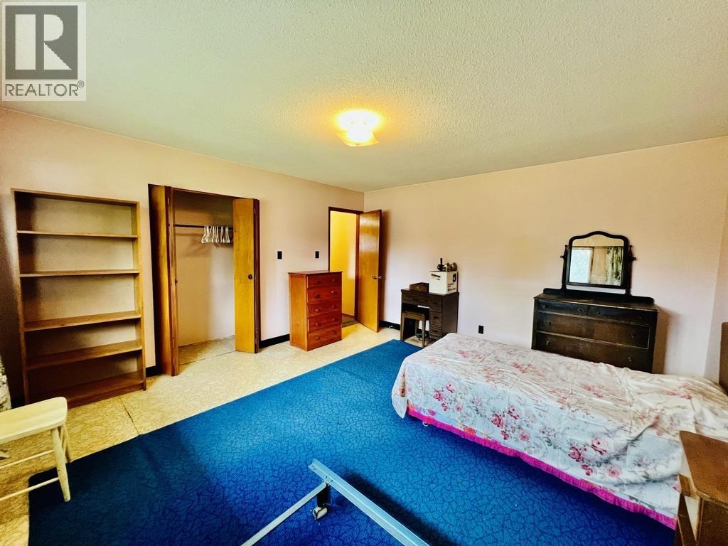 9357 16 HIGHWAY, Telkwa
