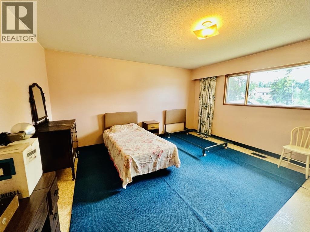 9357 16 HIGHWAY, Telkwa