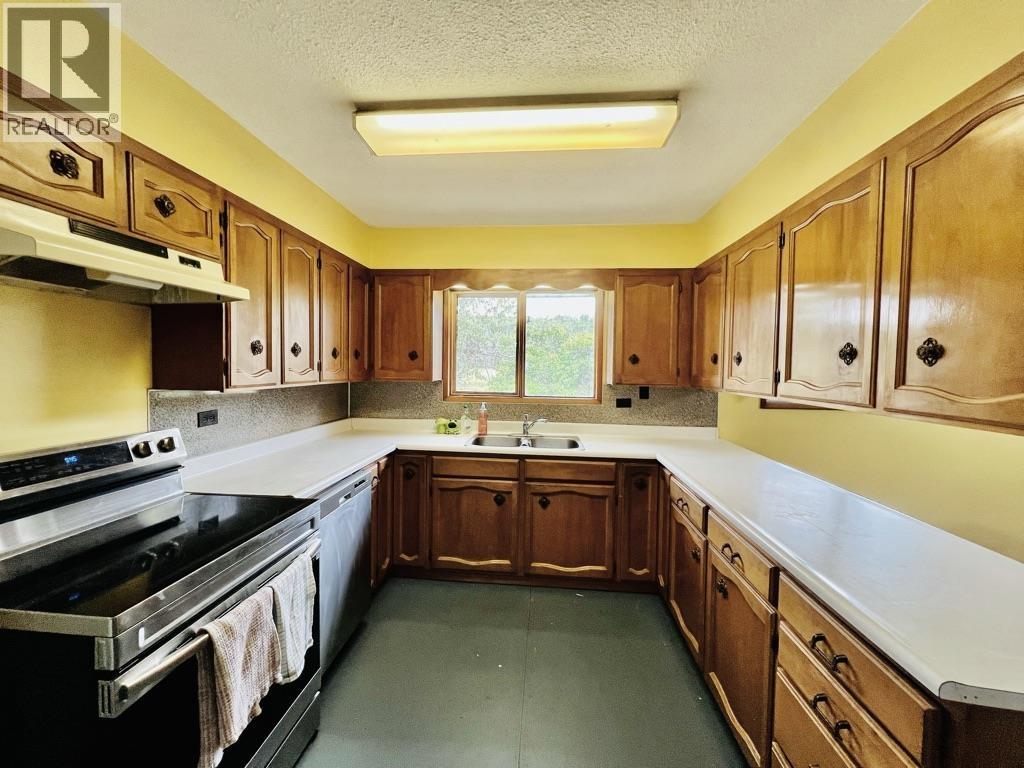 9357 16 HIGHWAY, Telkwa