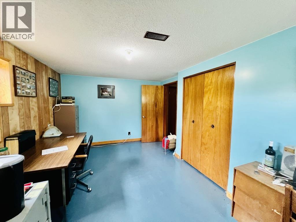 9357 16 HIGHWAY, Telkwa