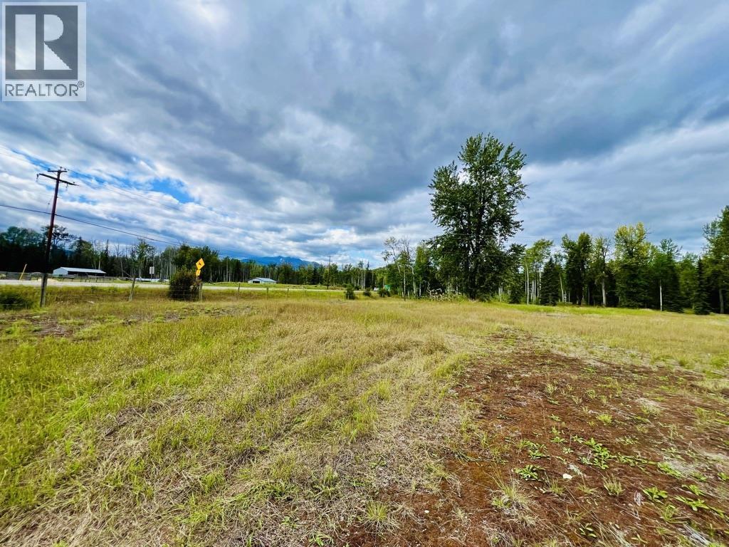 9357 16 HIGHWAY, Telkwa