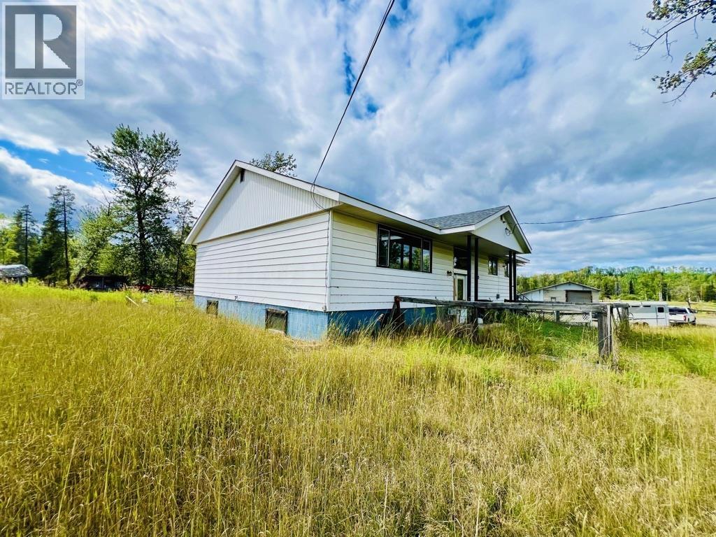 9357 16 HIGHWAY, Telkwa