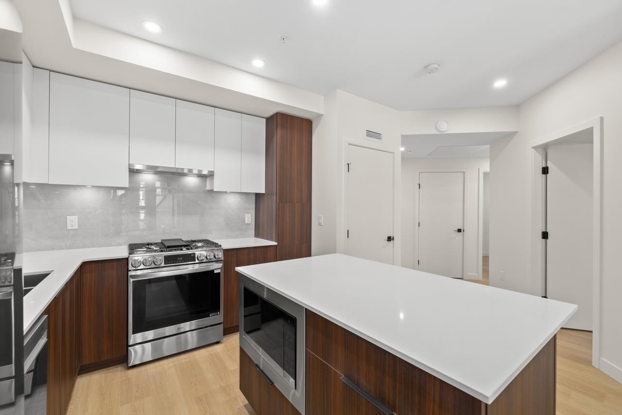 A314 7980 206A STREET, Langley