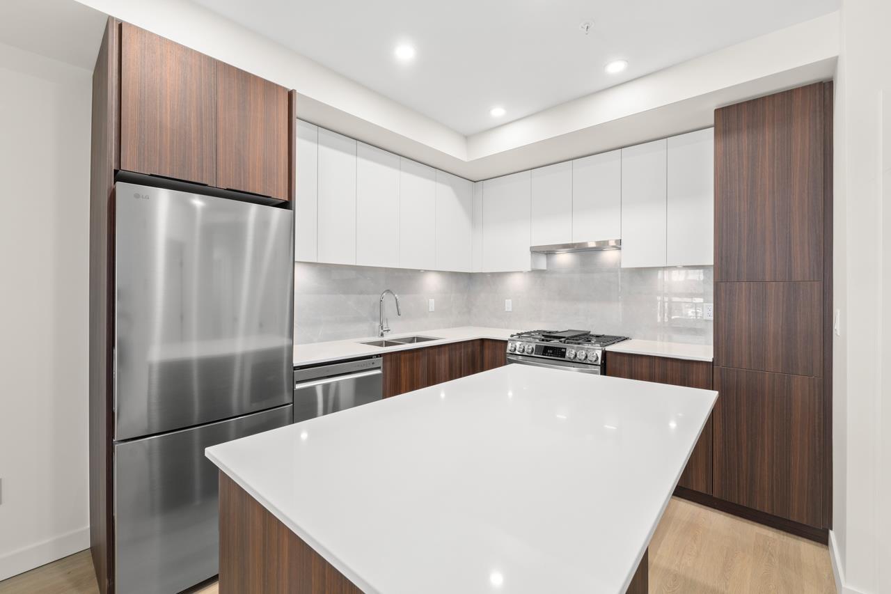 A314 7980 206A STREET, Langley