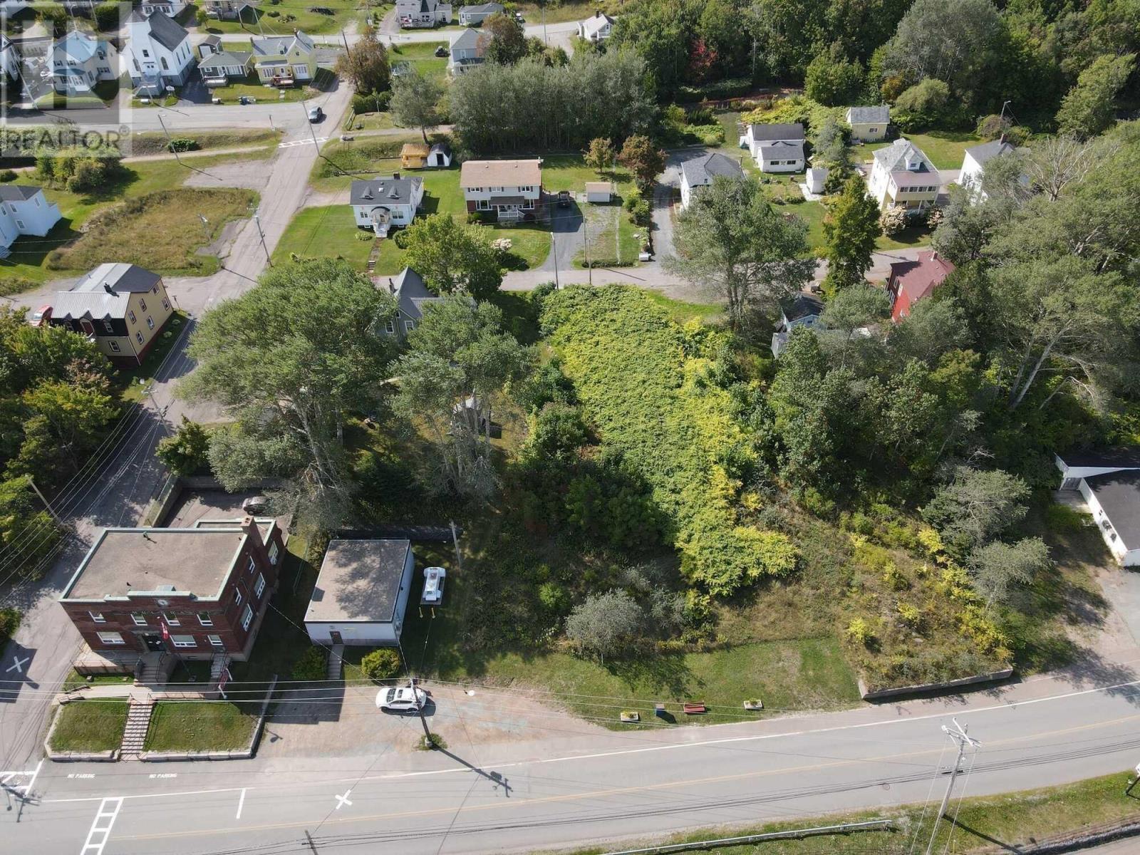 Property 3 of 7 of Main Street