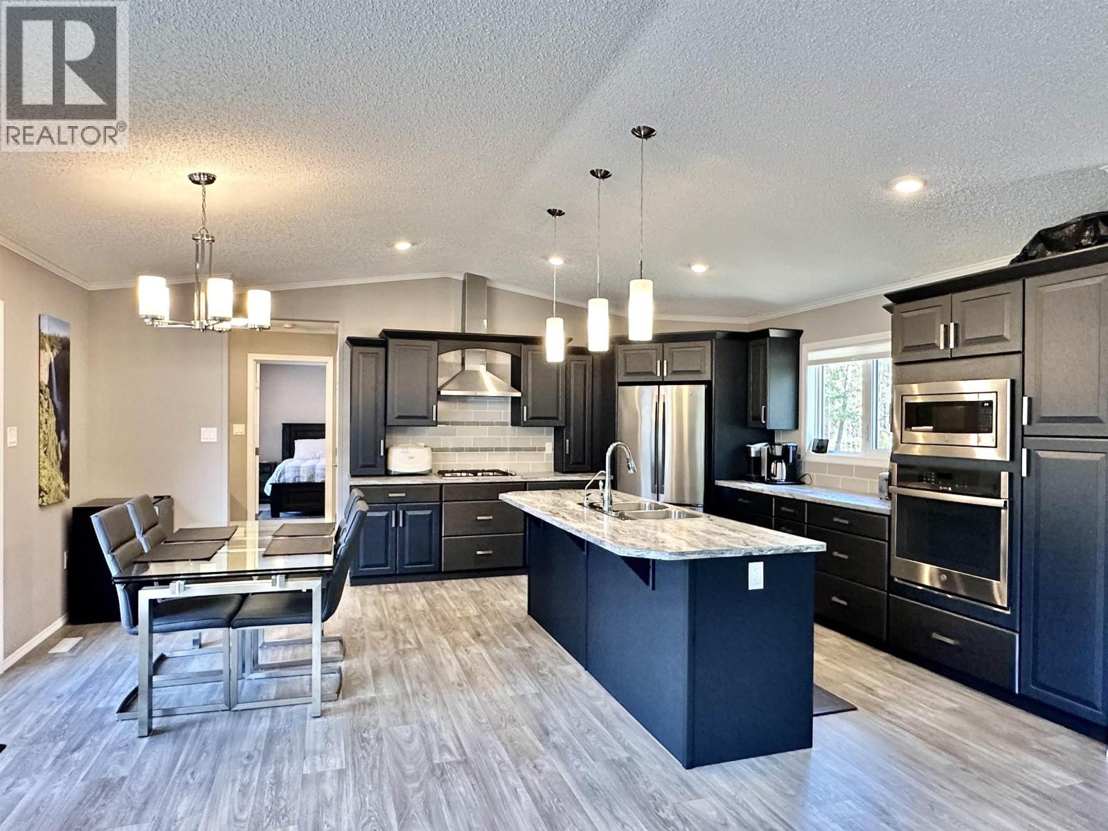 11975 BLACKMAN ROAD, Valemount