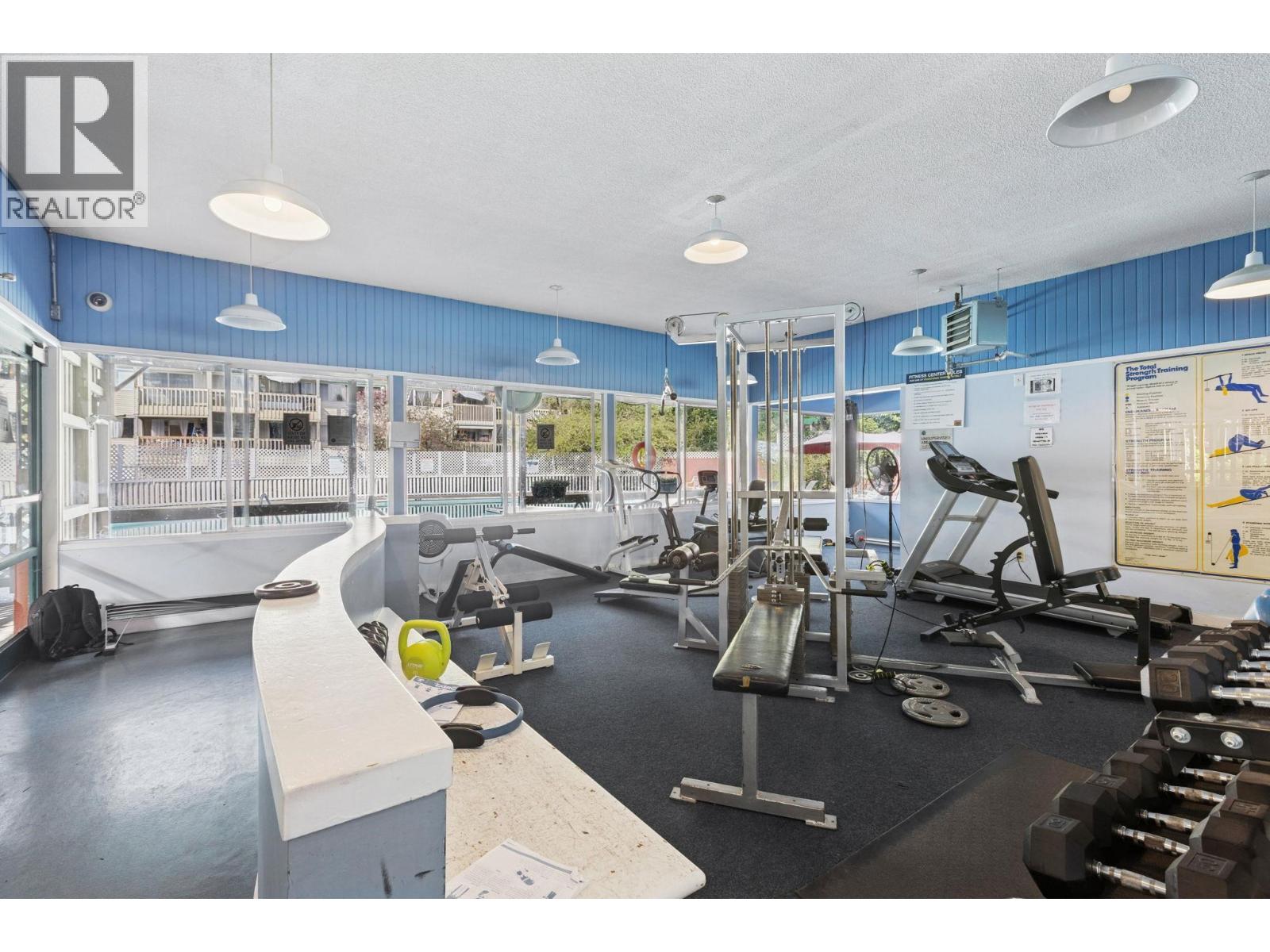 829 WESTVIEW CRESCENT, North Vancouver