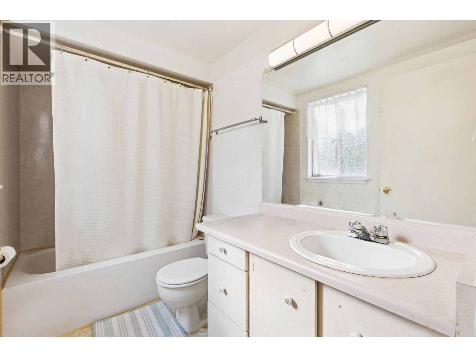 829 WESTVIEW CRESCENT, North Vancouver