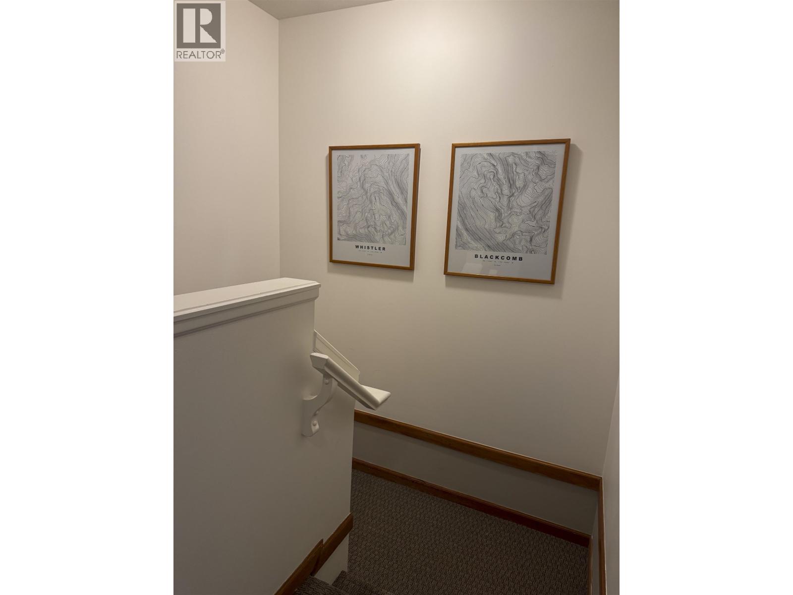 House in Whistler - Image 10
