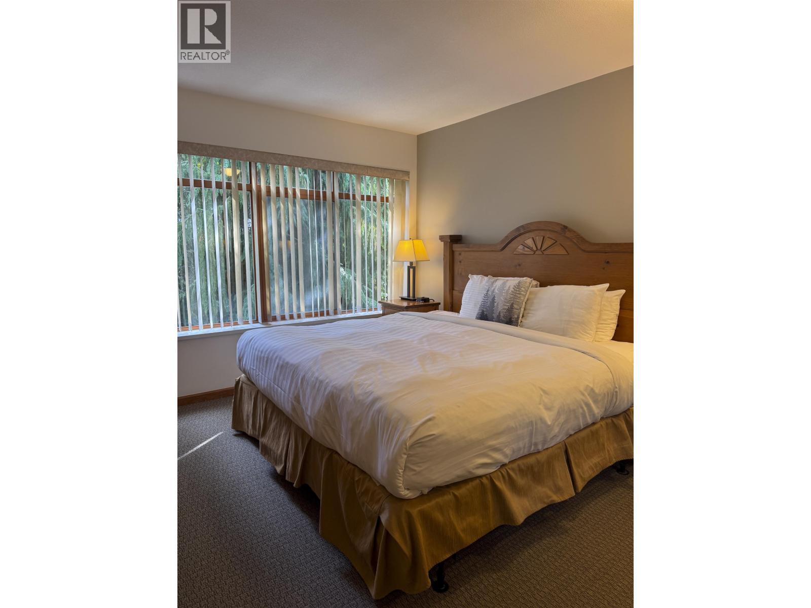 House in Whistler - Image 11