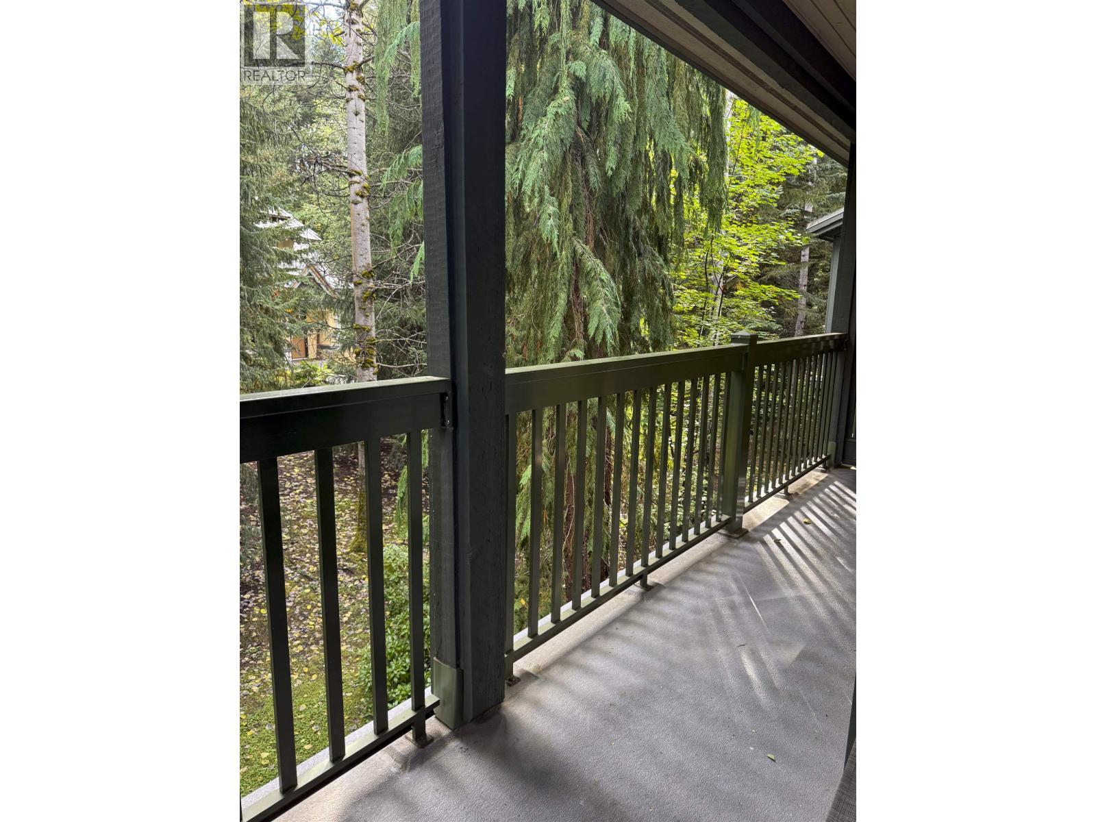 House in Whistler - Image 16