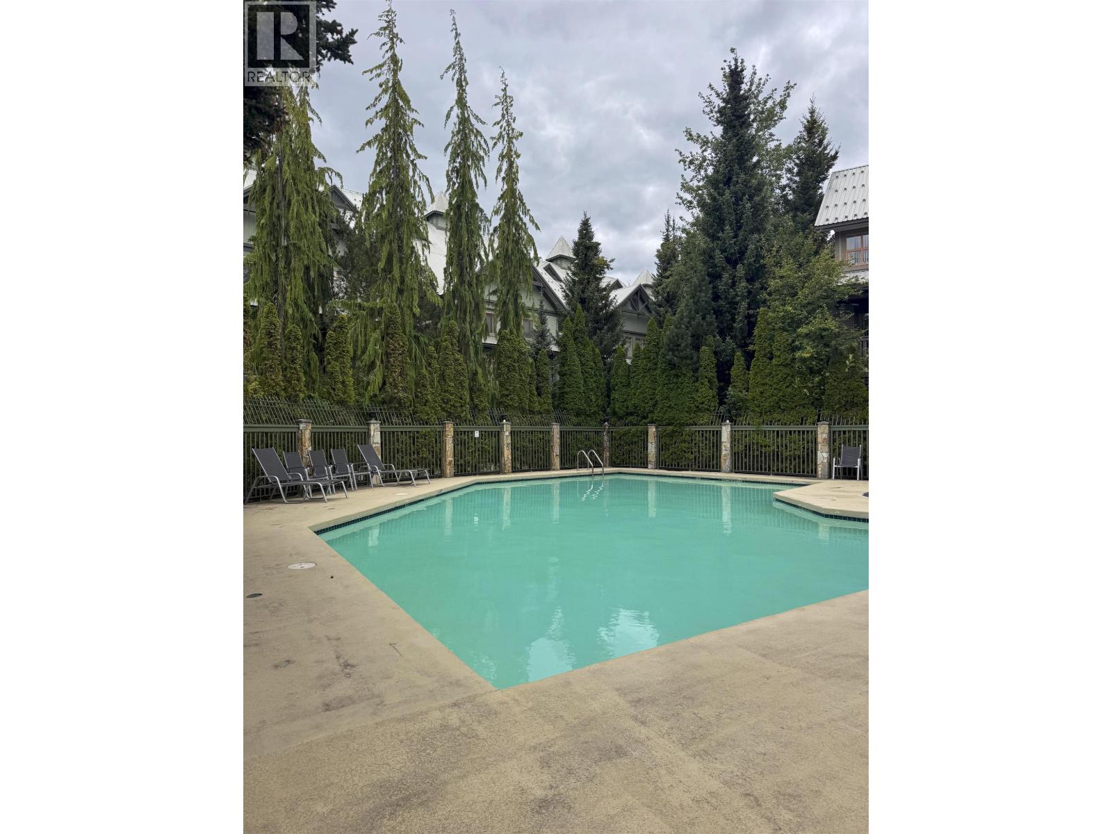 House in Whistler - Image 17