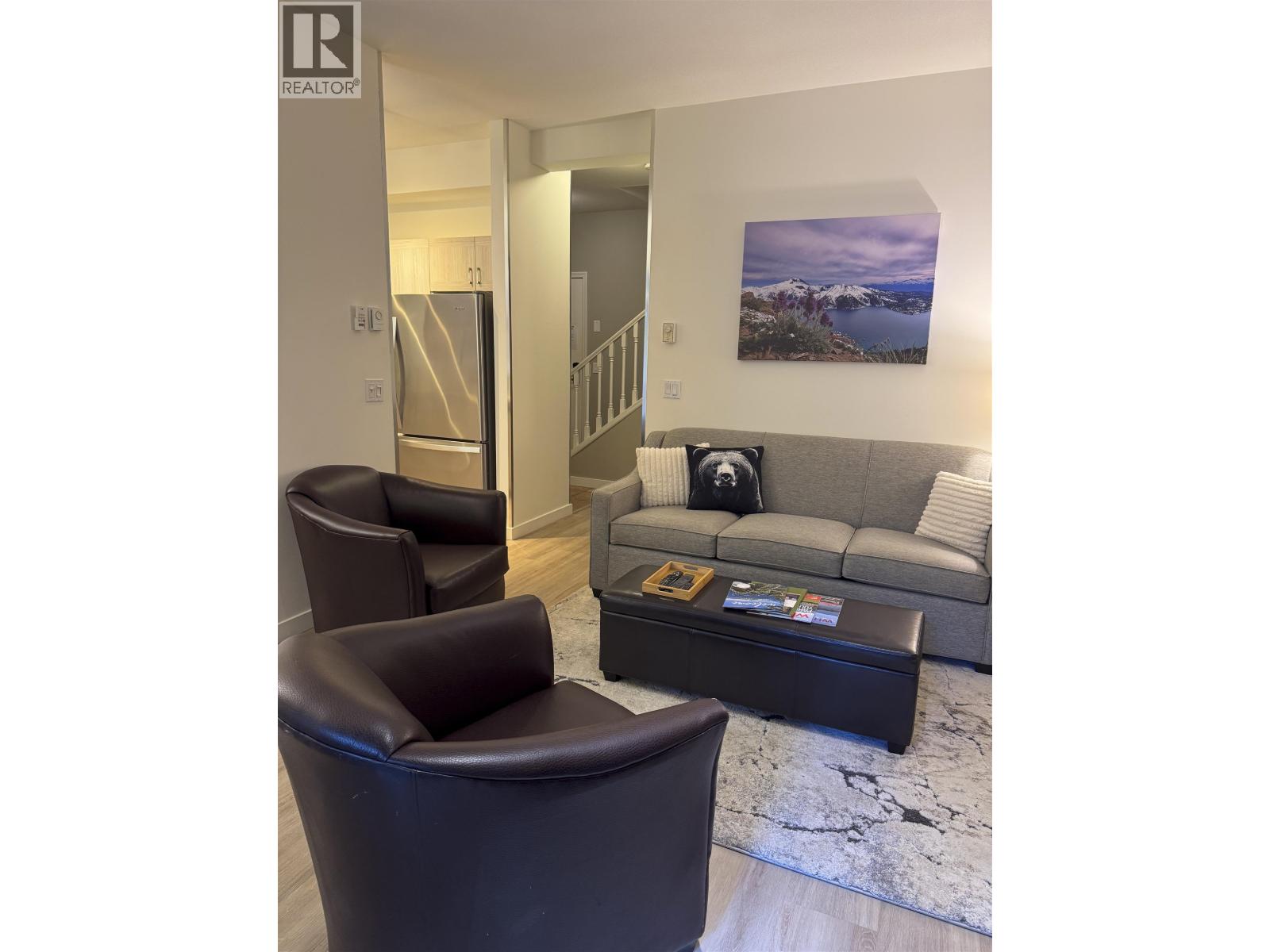 House in Whistler - Image 4