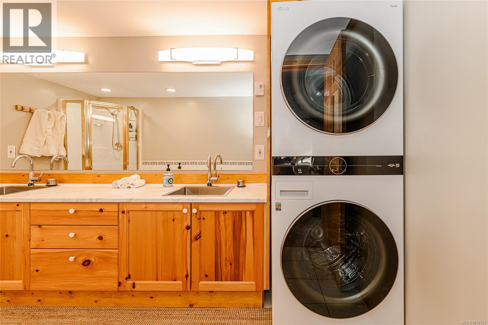 108 Tern Rd, Salt Spring
