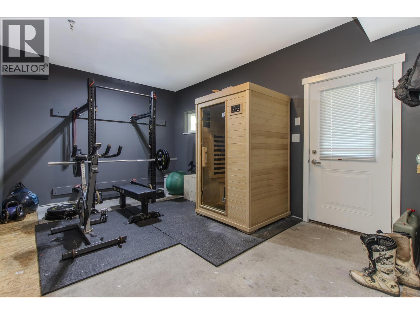 59 39548 LOGGERS LANE, Squamish