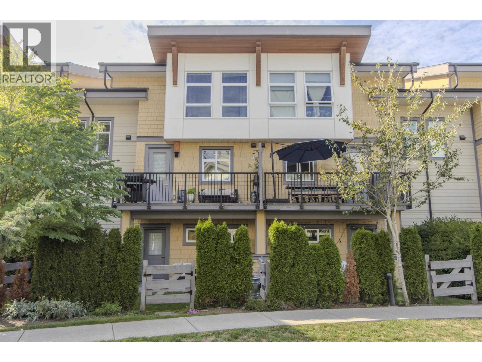 59 39548 LOGGERS LANE, Squamish