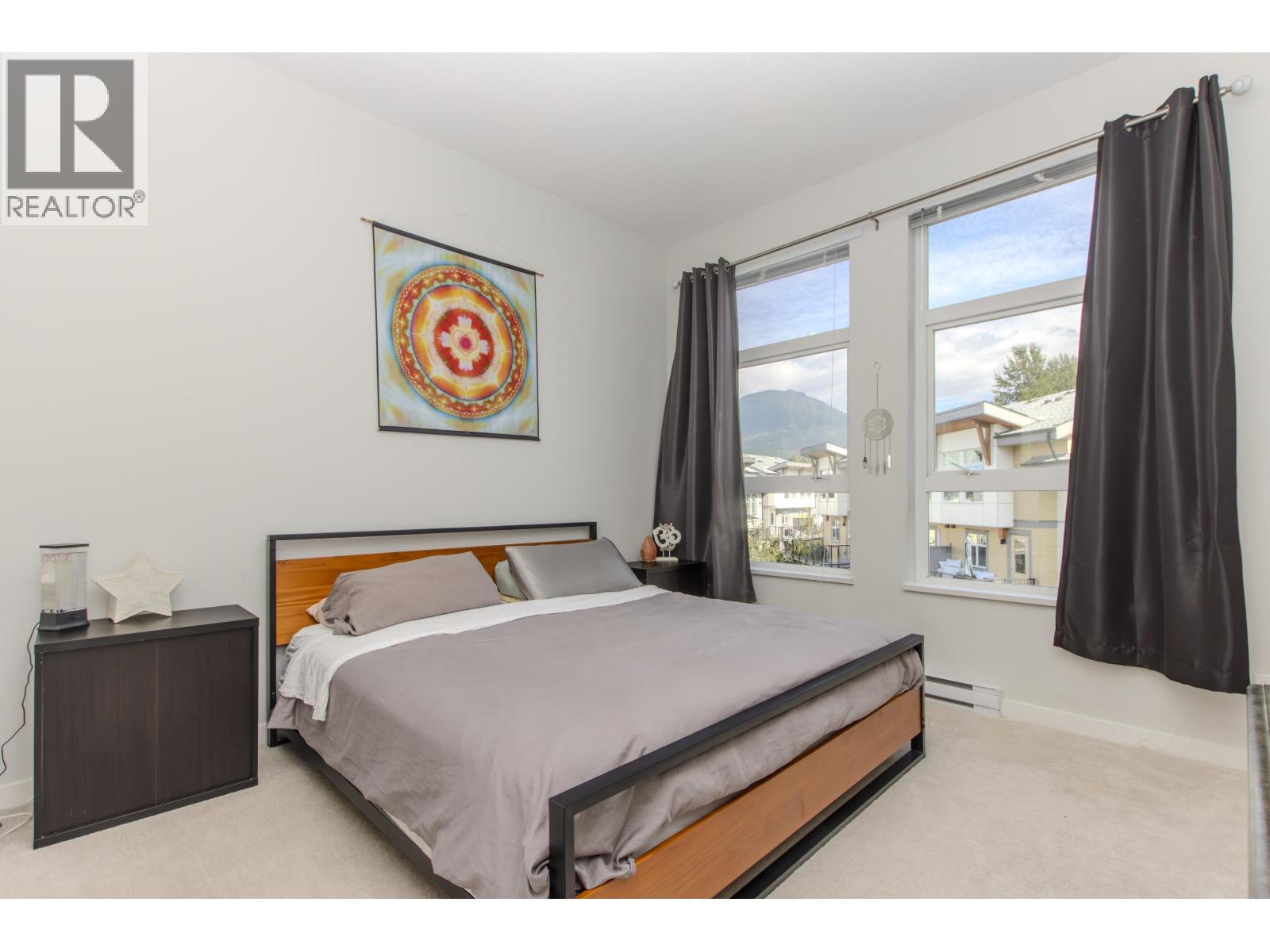 59 39548 LOGGERS LANE, Squamish