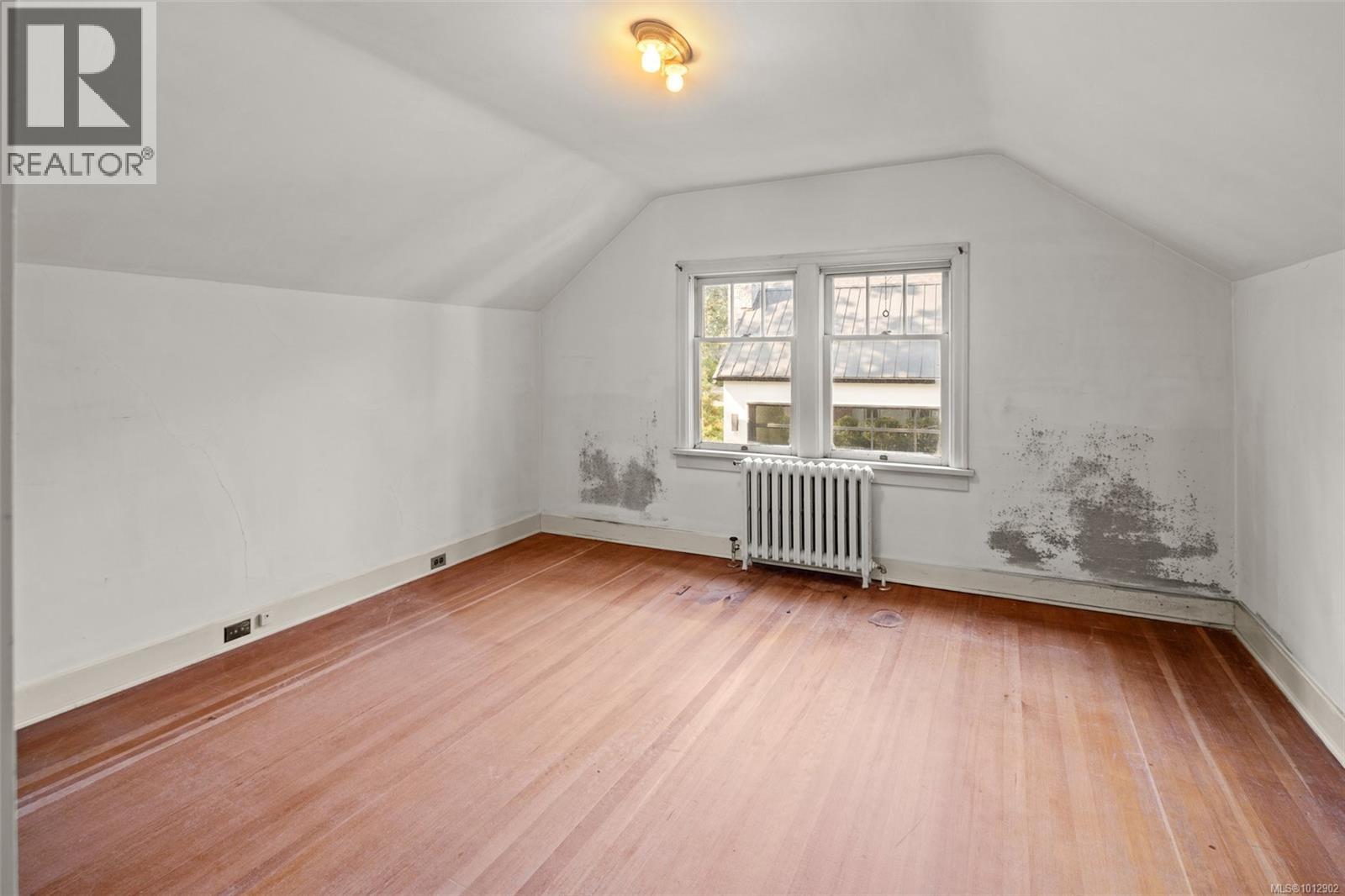 3375 Weald Rd, Oak Bay
