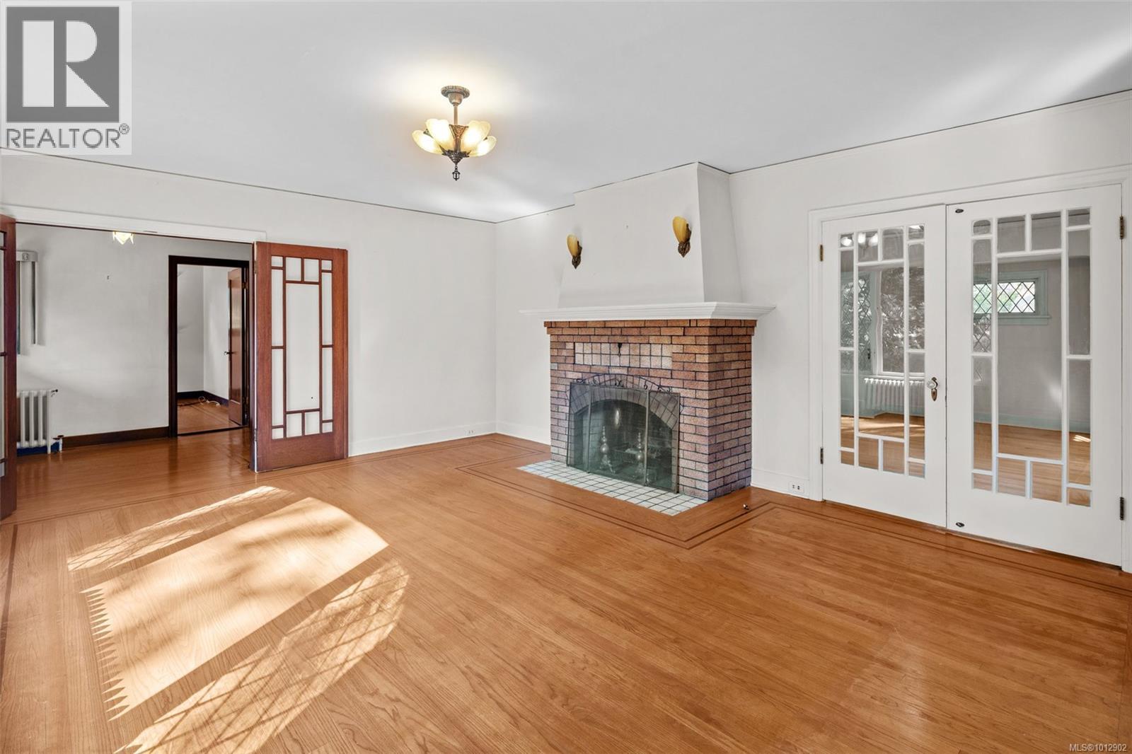 3375 Weald Rd, Oak Bay