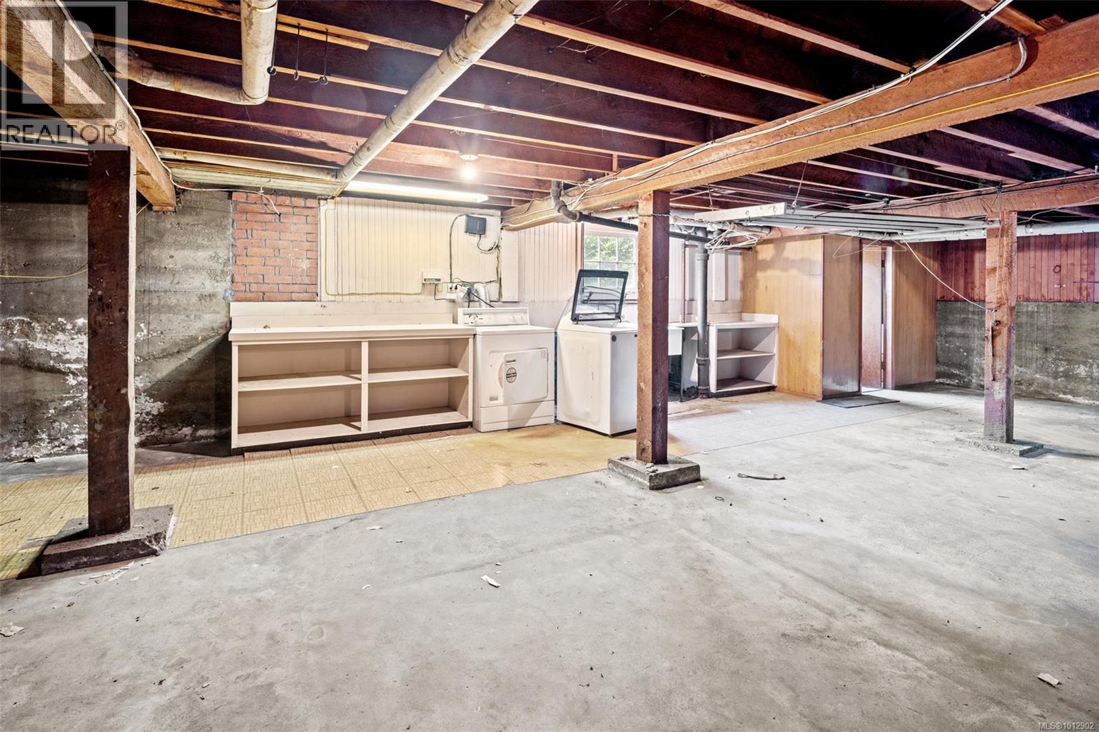 3375 Weald Rd, Oak Bay