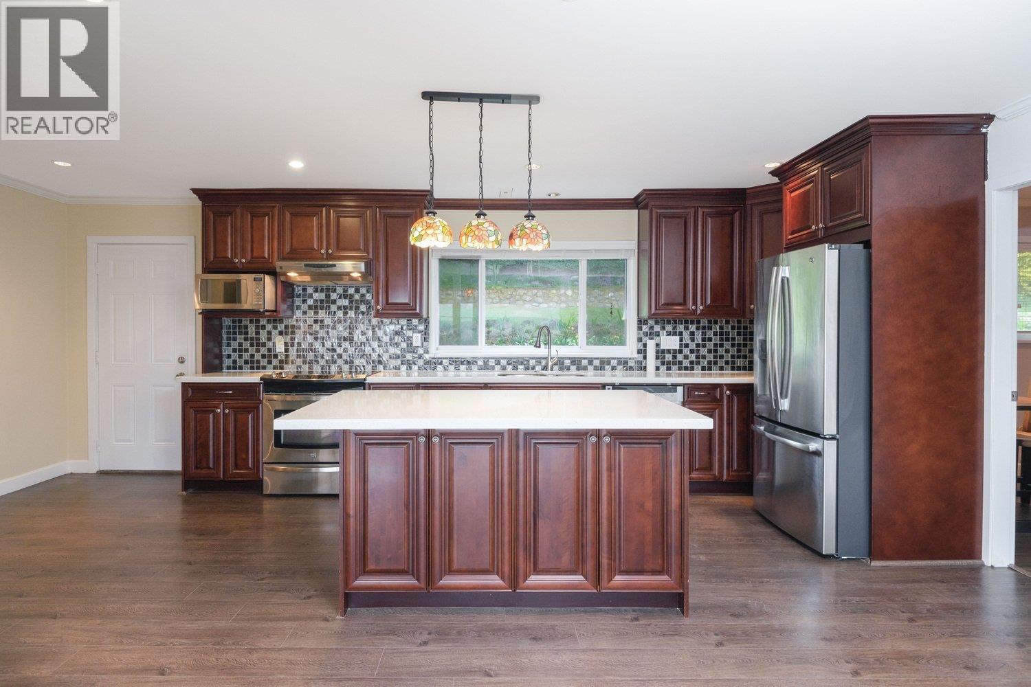 1805 ROSEBERY AVENUE, West Vancouver